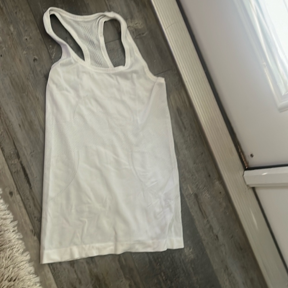 lululemon swiftly tech tank